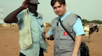 Afrikalı Savaş Yetimlerinin Sesini Duyuruyor