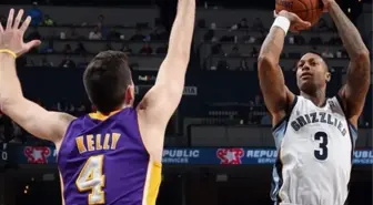 Memphis Grizzlies Bir Adım Önde