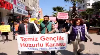 Karasu'da 250 Kişilik Sessiz Protesto