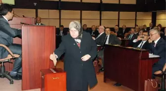 Şalvarlı Başkan Kıyafet Değiştirdi