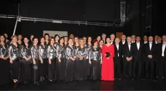 Samsun'da Öğretmenler Konser Verdi