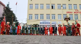 Din Görevlilerinin Mehter Takımı Özel Günlerin Gözdesi