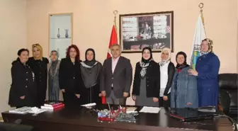 AK Parti Kadın Kollarından Başkan İnci'ye Ziyaret