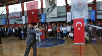 Akçakoca'da Badminton Türkiye Şampiyonası Başladı