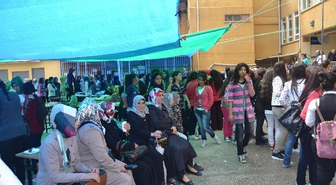 Lise Öğrencilerinden Mezuniyet Etkinliği