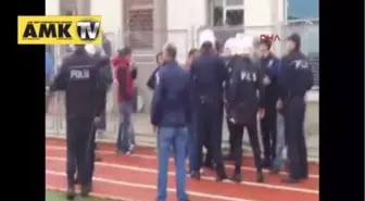 Sakarya'da Tribünlere Biber Gazı...