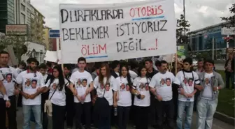 Trafik Kazasında Hayatını Kaybeden Arkadaşları İçin Yürüdüler