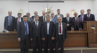 AK Parti'li Başkanlardan İstişare Toplantısı