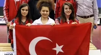 Avrupa Squash Federasyonundan Squash Türk Milli Takımına Faır Play Ödülü