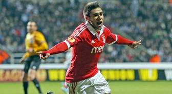 Benfica'da Salvio, Kolundaki Kırık Nedeniyle Sezonu Kapattı