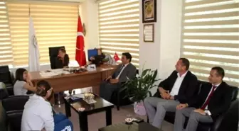 Öğrenciler 23 Nisan İçin Başkanlık Koltuğunda