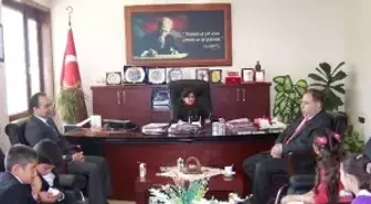 Tosya'da 23 Nisan'da Makamlar Çocuklara Emanet