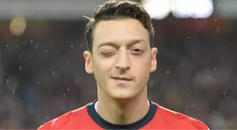Mesut Özil'in, Barcelona'nın Transfer Listesinde