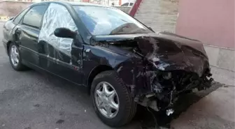 Sivas'ta Trafik Kazası: 3 Yaralı