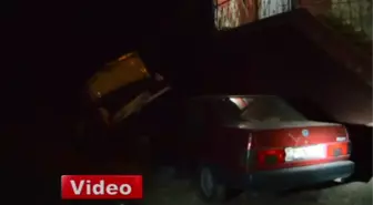 Adıyaman'da Otomobil Bahçeye Uçtu: 1 Ölü, 2 Yaralı