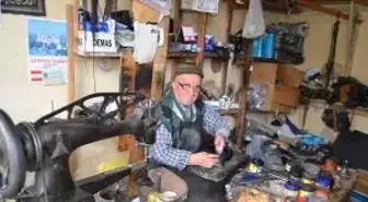 Akseki'de 69 Yıldır Ayakkabı Tamiri Yapıyor