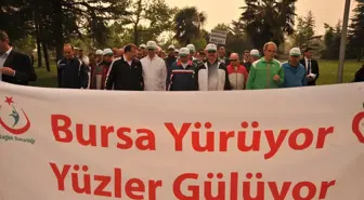 Bursa'da 'Belediye Çalışanları ile Yürüyoruz' Etkinliği