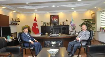 Gebze Kaymakamı Arslan'dan Başkan Karabacak'a Tebrik Ziyareti