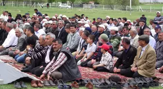 Ilgınlılar Yağmur Duasına Çıktı