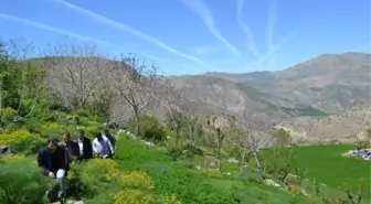 Sason Kaymakamı'ndan Ermeni Aileye Taziye Ziyareti