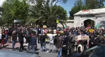 Cuma Namazı Sonrası Mısır'daki İdamlar Protesto Edildi