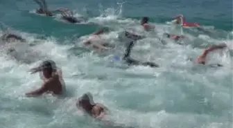 Antalya Triatlon Yarışması Başladı