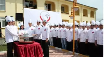 Mengen'de Liseli Aşçılar Staj İçin Yola Çıktı