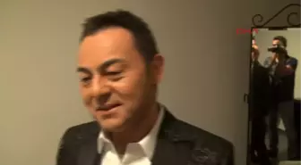 Serdar Ortaç'tan Kadın Hayranlarına 'Evlenin' Çağrısı