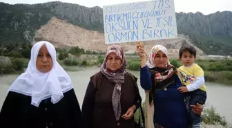 Taş ve Mermer Ocaklarının Kaldırılmasını İsteyen Vatandaşlar Eylem Yaptı