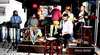 Muhabbet Diliyle Sahne Alıyorlar