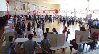 Ticaret Meslek Lisesi'nde TÜBTAK 4006 Bilim Fuarı Düzenlendi
