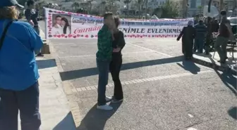 Didim'de Sürpriz Evlilik Teklifine Tatilciler de Şahit Oldu