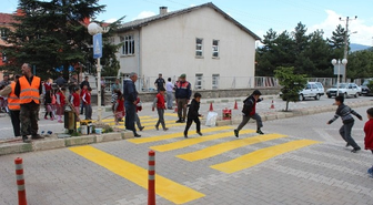 Beyşehir'de Karayolu Güvenliği ve Trafik Haftası Kutlamaları
