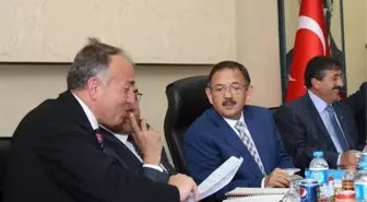 Özhaseki Tomarza'da Yatırım Toplantısı Yaptı