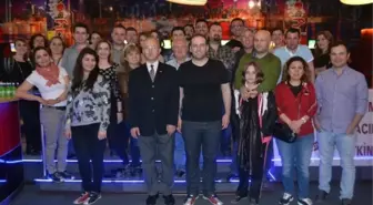 Eczacılar Piazza Bowling Turnuvası'nda Yarıştı