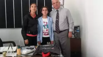 Burhaniye'de Özel Sporcuya Müdür Ödülü