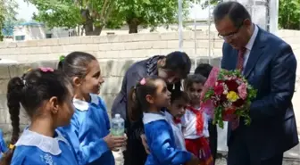 Vali Süleyman Tapsız Köy Okullarını Ziyaret Etti