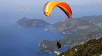 Gökyüzünün Renkli Aksesuarları Sezona Hazır