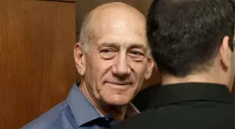 İsrail Eski Başbakanı Olmert'e 6 Yıl Hapis