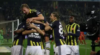 Şampiyon Fenerbahçe Lige Noktayı Koyuyor