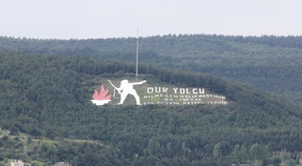 Çanakkale'deki Sembol Askerin Boynu Bükük Kaldı