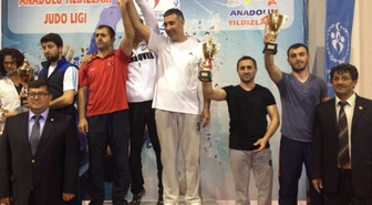 Analigin Yıldız Judocuları