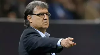 Barcelona'da Tata Martino İstifa Etti