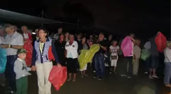 Turistlerden Somalı Madenciler İçin Dilek Feneri