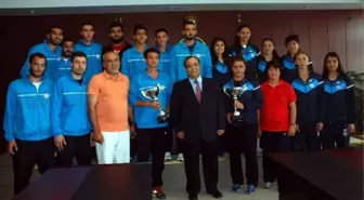 Adü'de Duble Şampiyonluk Sevinci