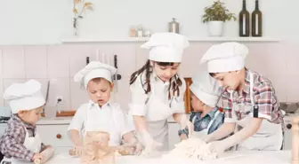 Çocuk Şefler Komili ile Mutfakta!
