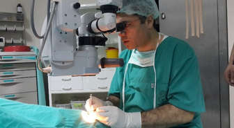 Harran Üniversitesi, Göz Tedavisinde Başarılı Çalışmalarını Sürdürüyor