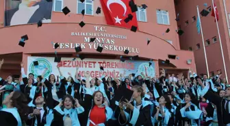 Baü Manyas Meslek Yüksekokulunda Mezuniyet Töreni