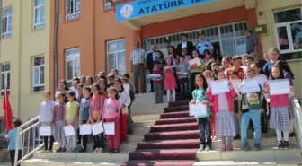 Kitap Okuma Anlama ve Yorumlama Yarışması Ödül Töreni