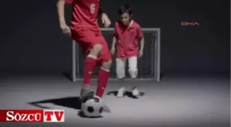 Tartışılan Güreşçi Şimdi de Kamu Spotunda